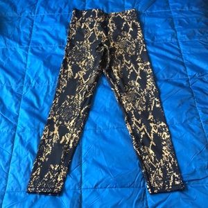 Reflective legging
